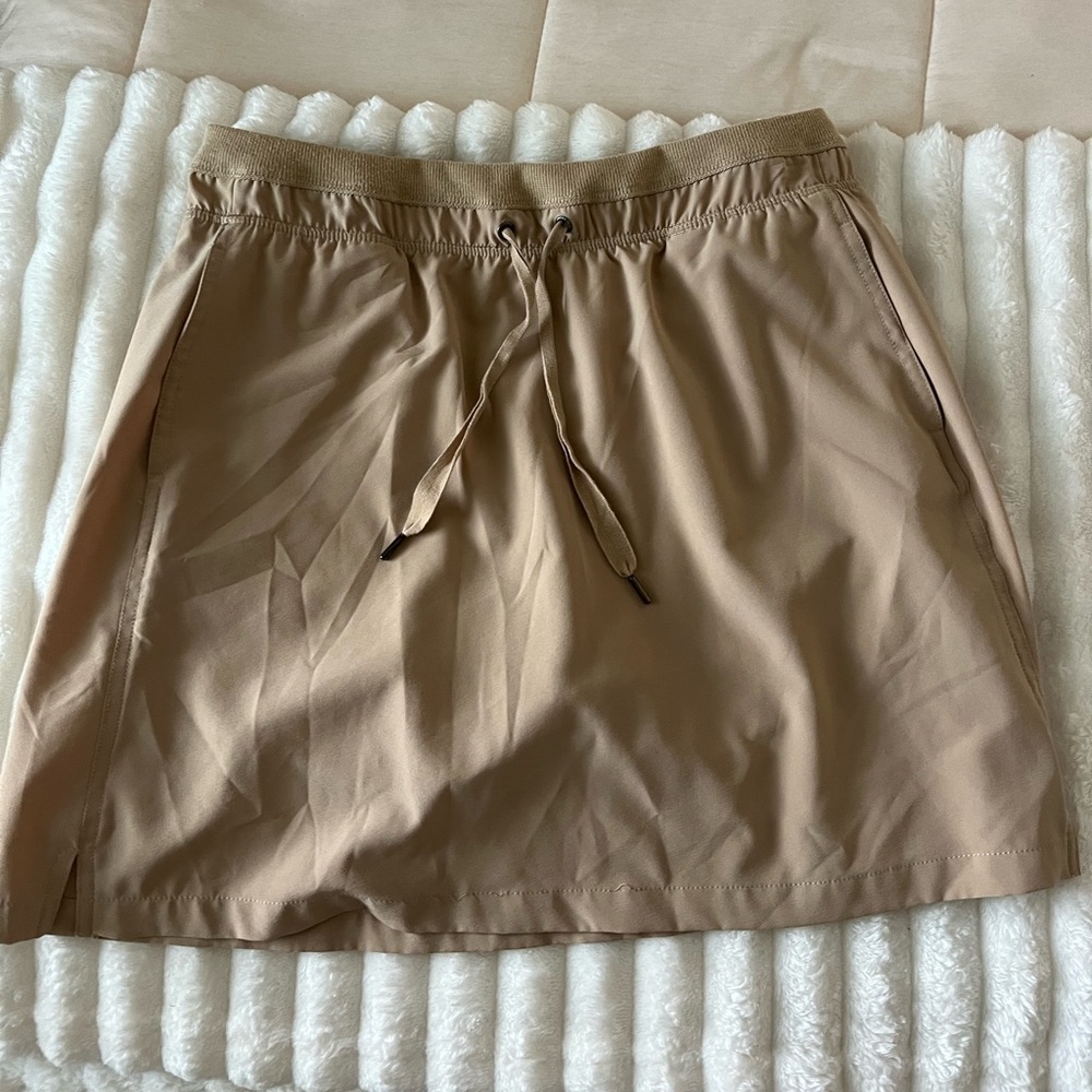 GreenTea Beige Tennis Skirt